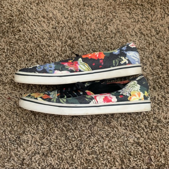 Unisex Floral Van Sneakers - Picture 2 of 7